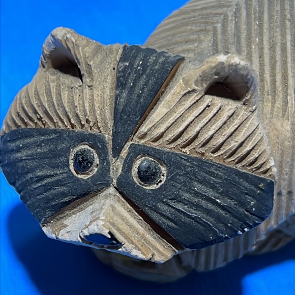 Vintage Artisania Rinconada raccoon figure - Picture 6 of 7